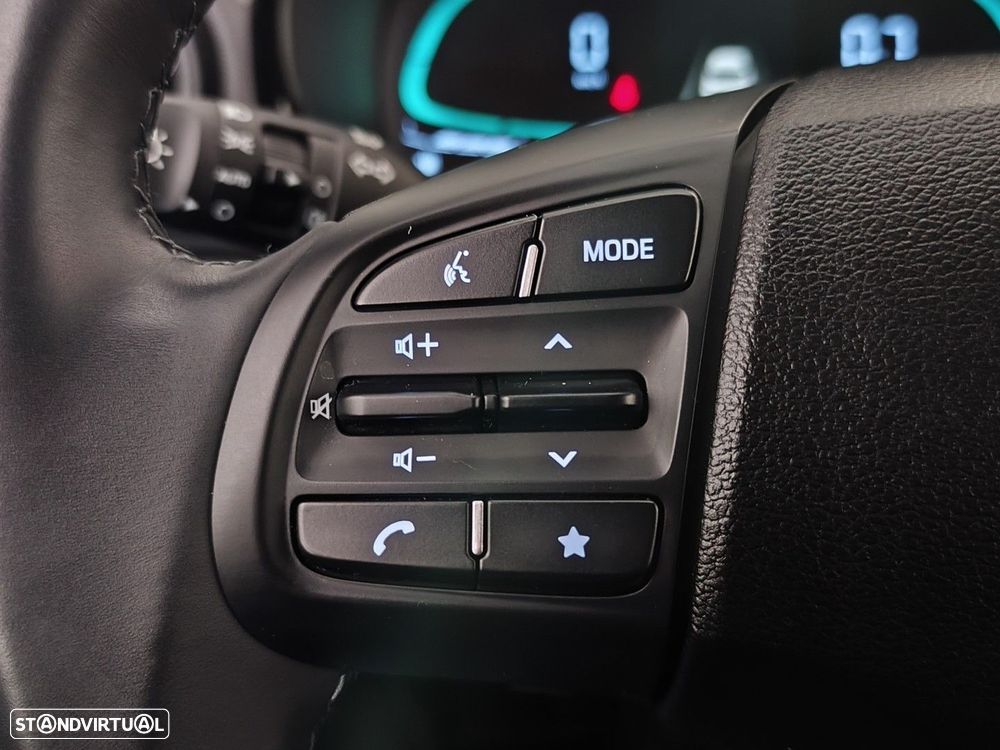 Hyundai i10 1.0 Comfort AMT - 28