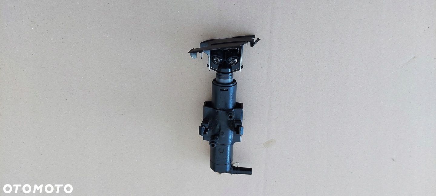 SPRYSKIWACZ LAMPY LEWY KUGA MK2 ORYGINAŁ CV44-13L015-BA - 1