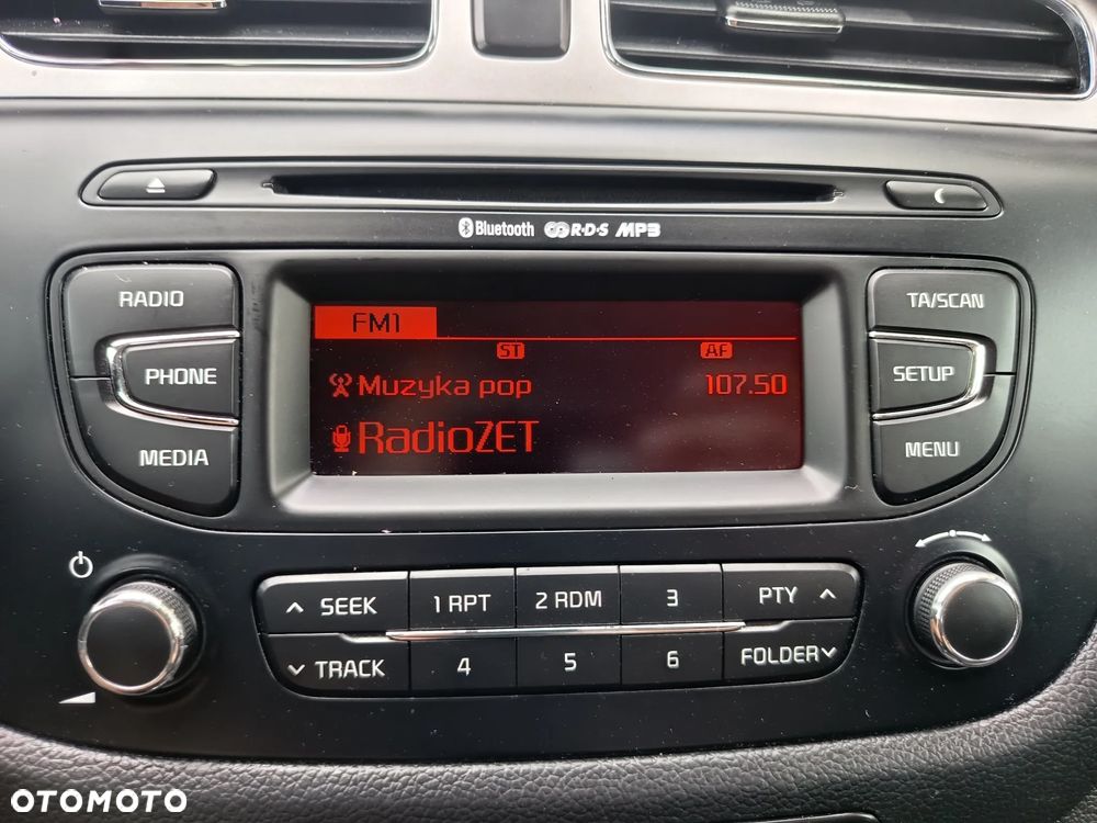 Kia Ceed 1.4 CVVT Dream-Team Edition - 22