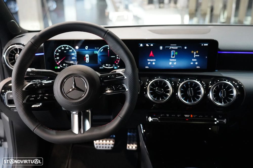 Mercedes-Benz A 250 e - 26