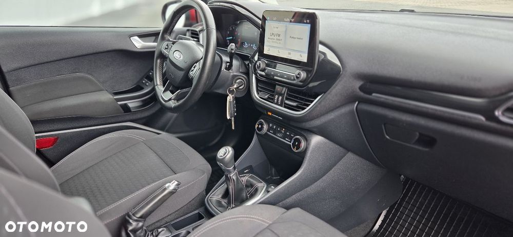 Ford Fiesta 1.1 S&S TITANIUM - 22