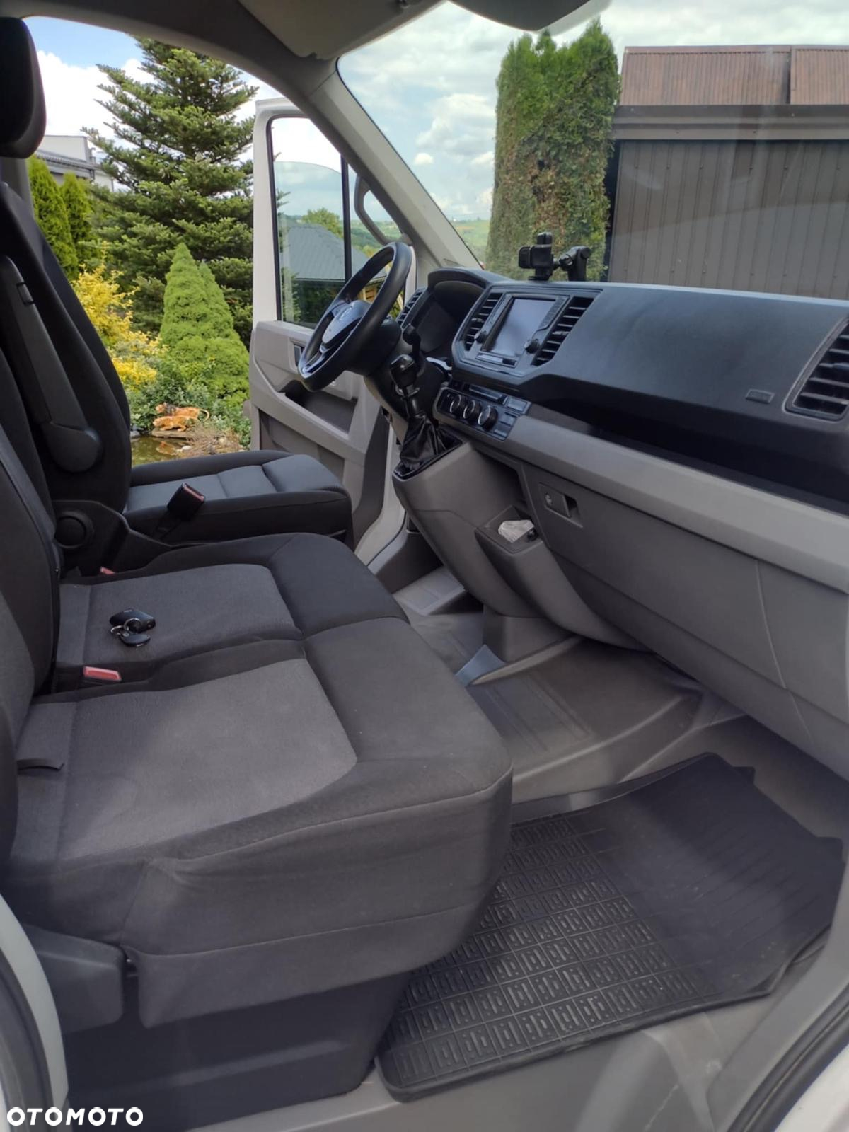 Volkswagen Crafter - 11