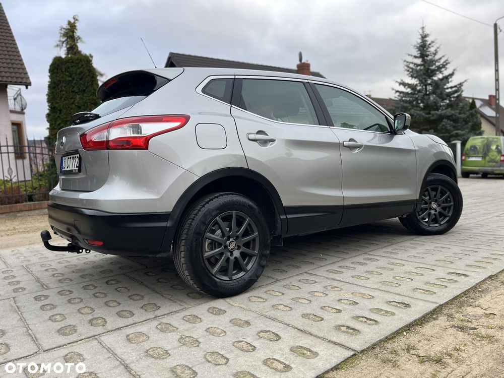 Nissan Qashqai 1.2 DIG-T Visia EU6 - 34