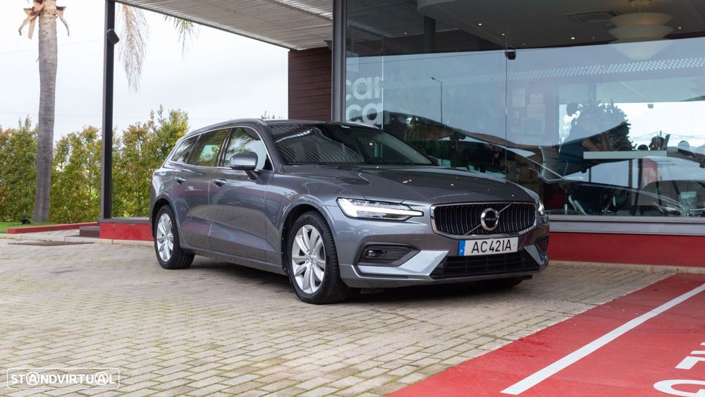 Volvo V60 2.0 D4 Momentum Plus Geartronic - 3
