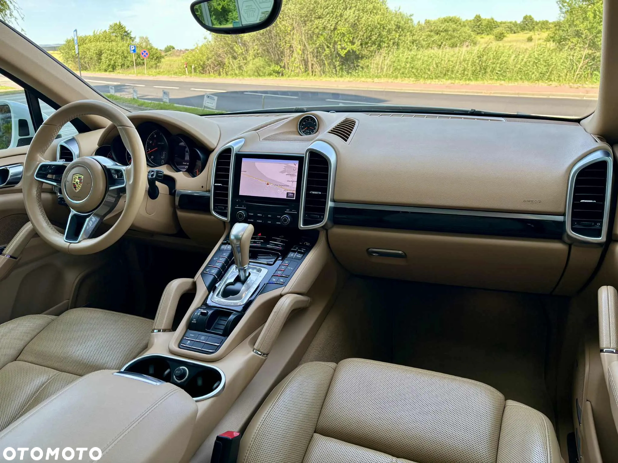 Porsche Cayenne Platinum Edition - 30