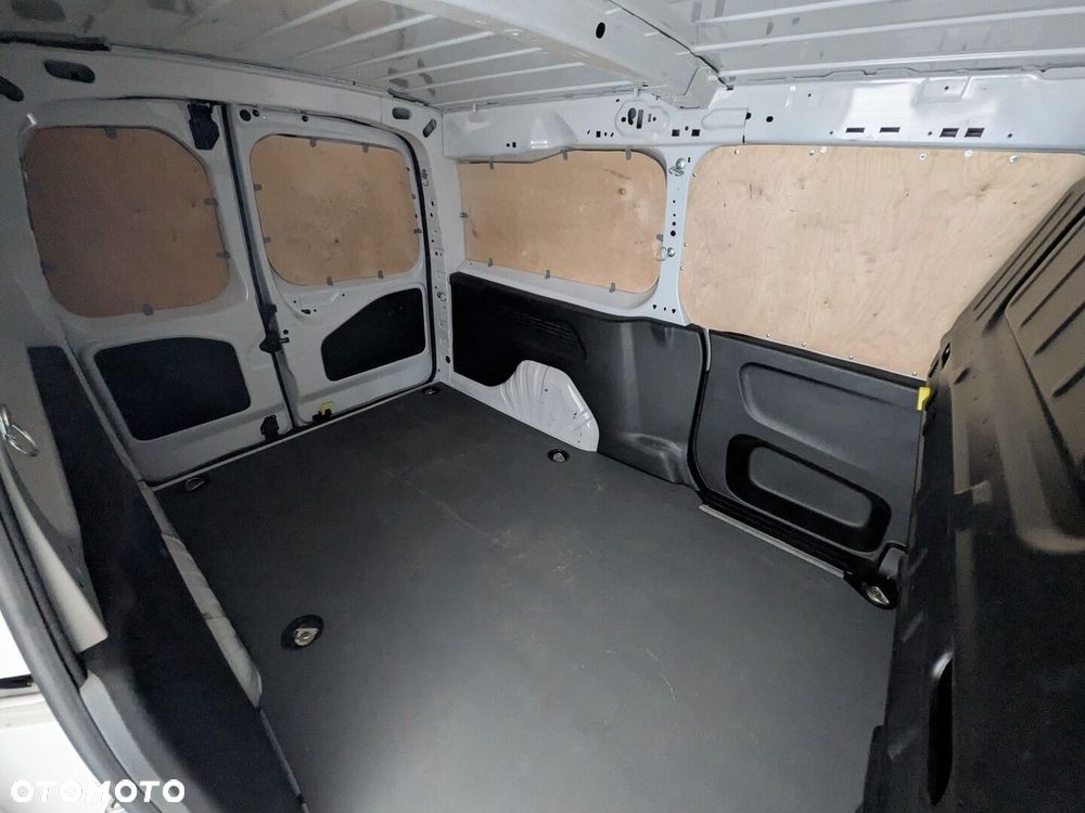 Toyota PROACE CITY - 18