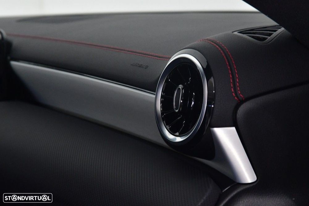 Mercedes-Benz CLA 180 - 17