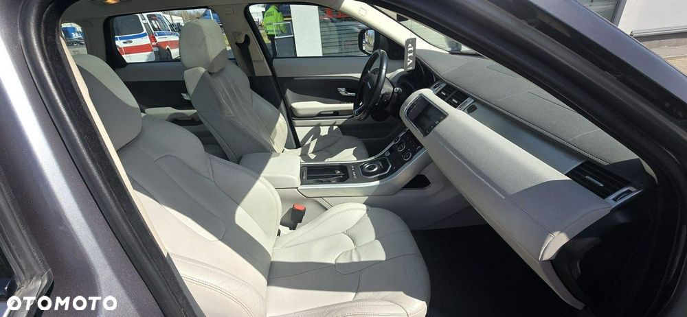 Land Rover Range Rover Evoque - 11