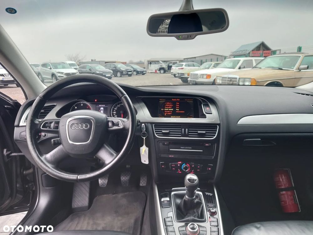 Audi A4 Avant 2.0 TDI ultra DPF Ambiente - 10