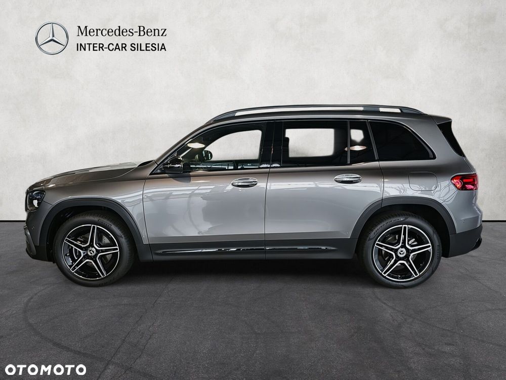 Mercedes-Benz GLB - 8