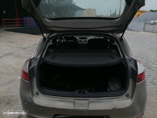Para Peças Renault Megane Iii Hatchback (Bz0/1_) - 7