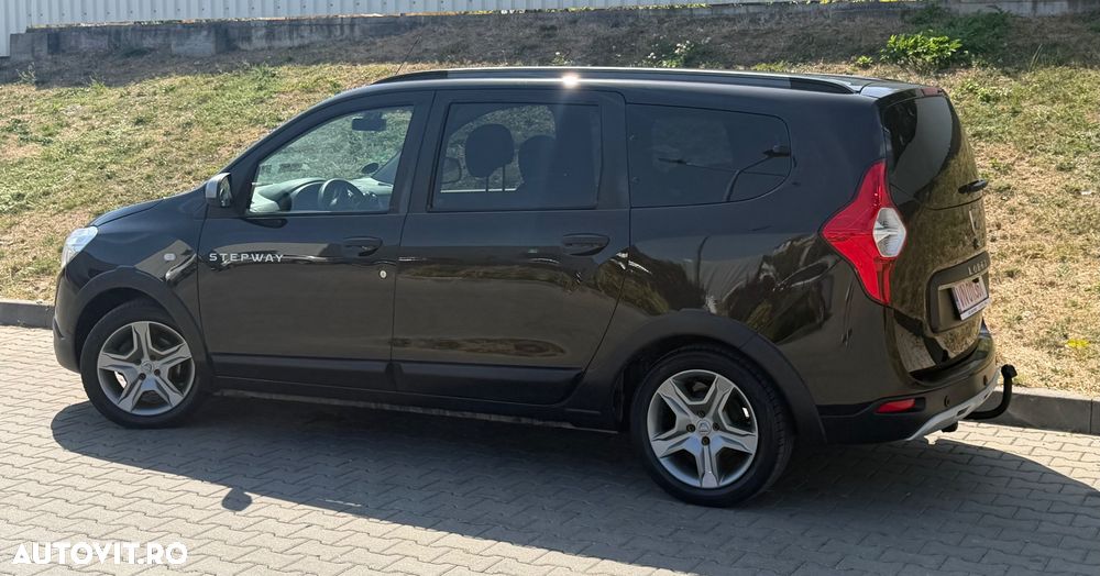 Dacia Lodgy 1.5 Blue dCi Stepway - 4