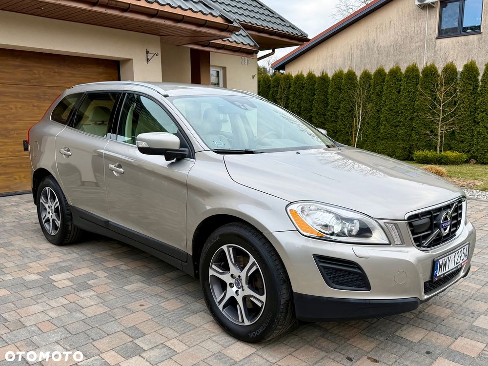Volvo XC 60 - 6