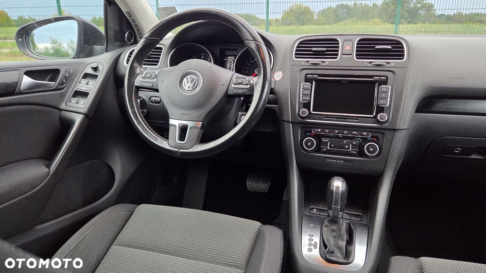 Volkswagen Golf 1.4 TSI Highline DSG - 13
