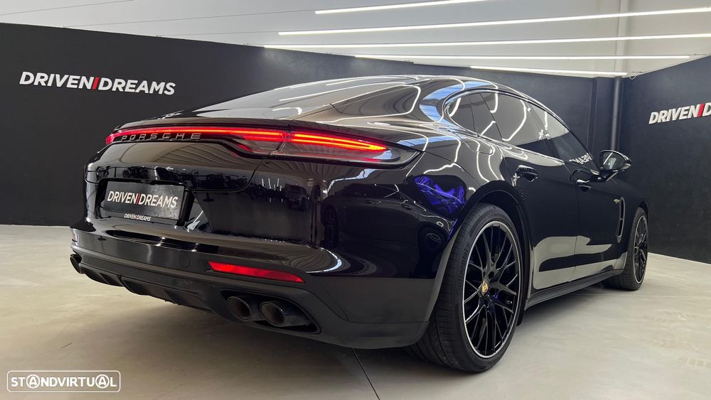 Porsche Panamera 4 E-Hybrid Platinum Edition - 11
