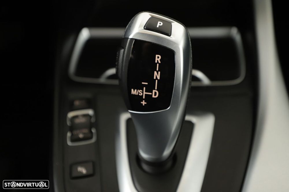BMW 116 d Advantage Auto - 14