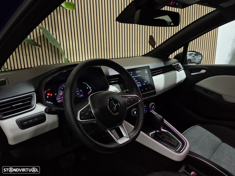 Renault Clio TCe 90 CVT EVOLUTION - 28