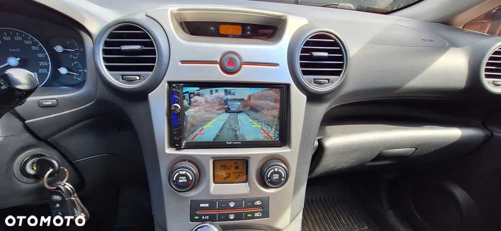 Kia Carens 2.0 CRDi Freedom 7os - 14
