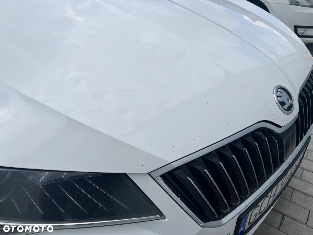 Skoda Superb 2.0 TDI Ambition DSG - 19
