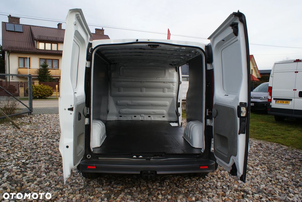 Opel Vivaro - 14