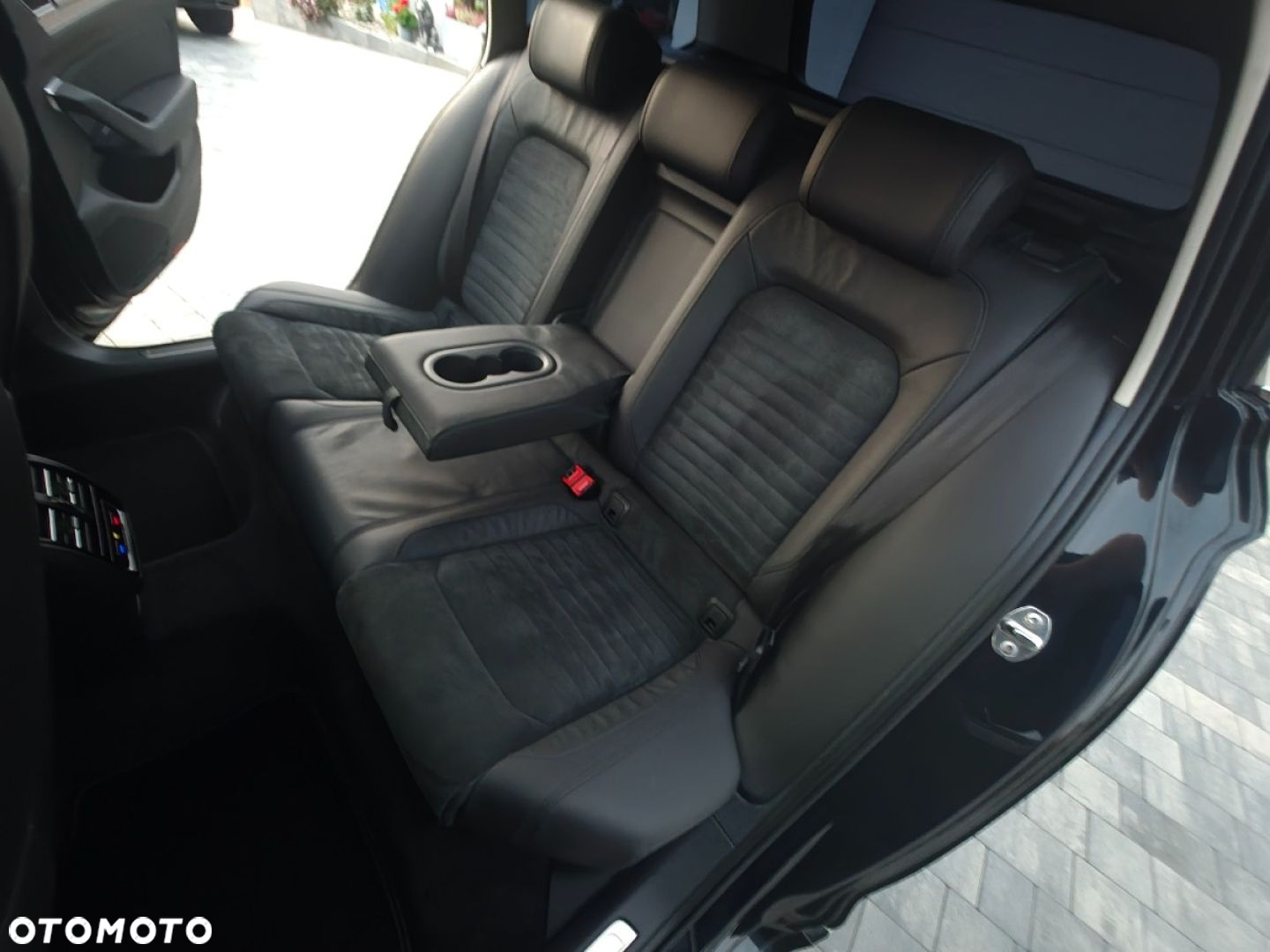 Volkswagen Passat - 23