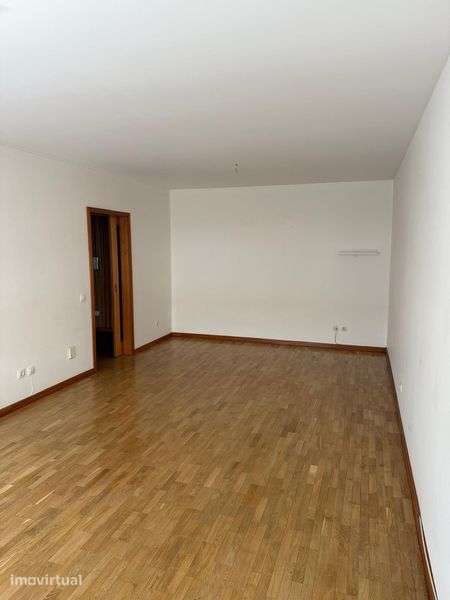 Apartamento T2 para Arrendar em Ermesinde - Grande imagem: 5/12