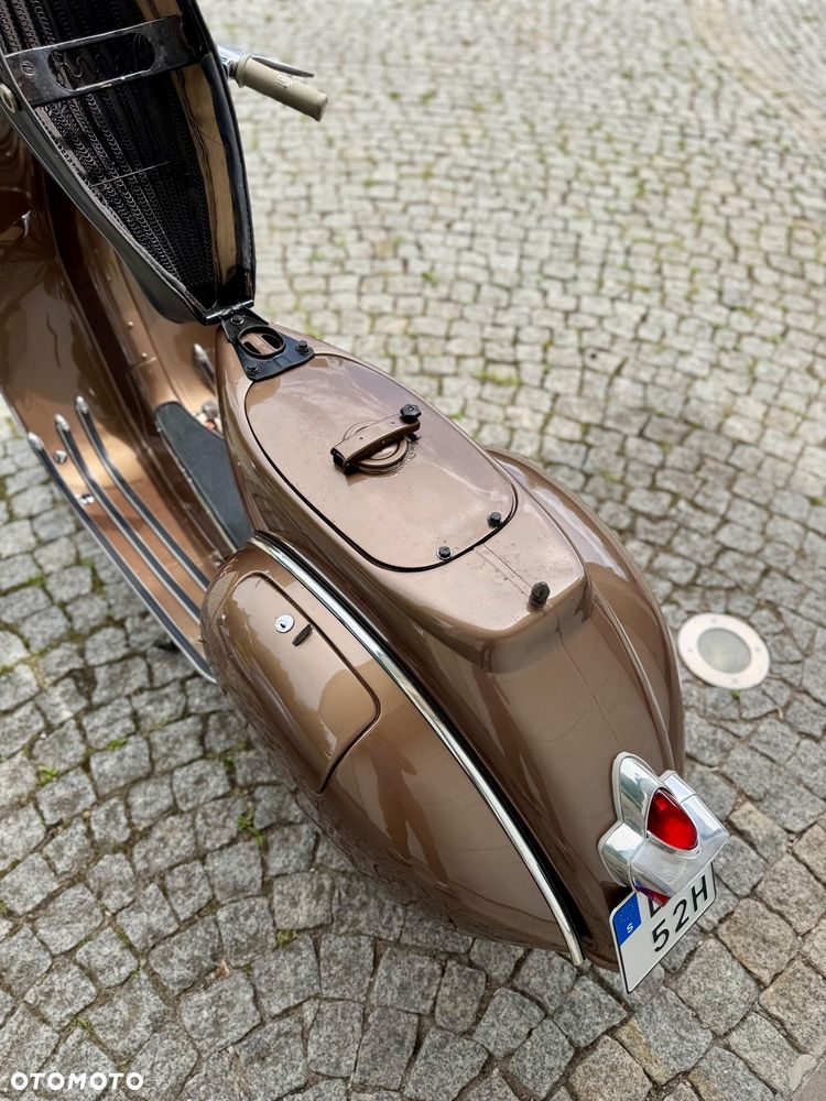 Piaggio Vespa - 11