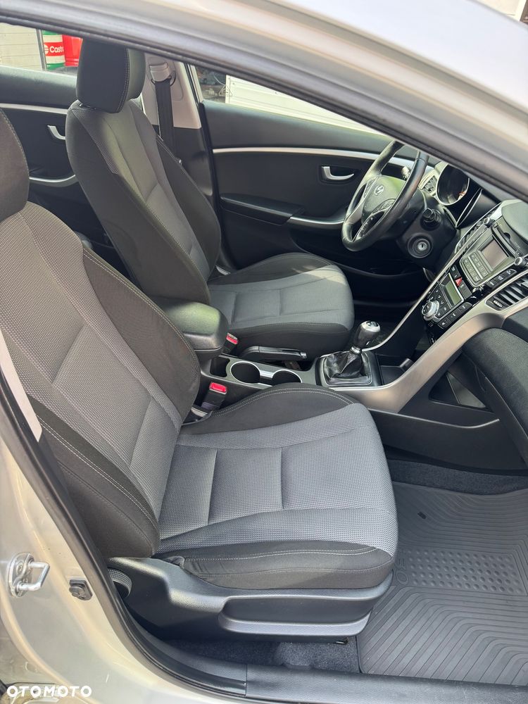 Hyundai i30 - 13