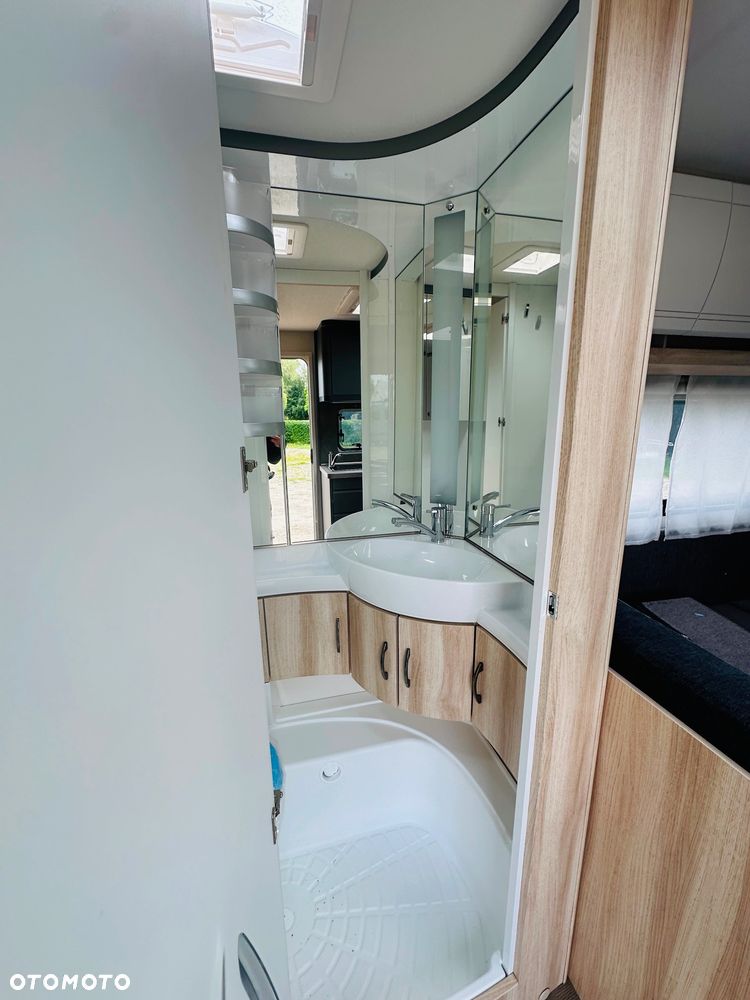 Hobby 490 KMF DE LUXE - 20