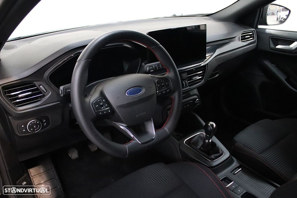 Ford Focus 1.0 EcoBoost MHEV ST-Line X - 7