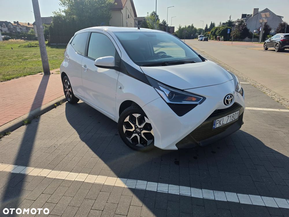 Toyota Aygo x-play - 9