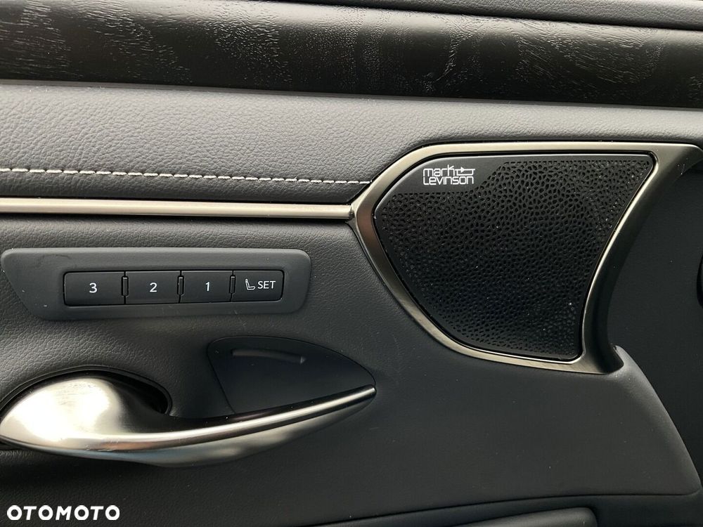 Lexus ES 300h Prestige - 19