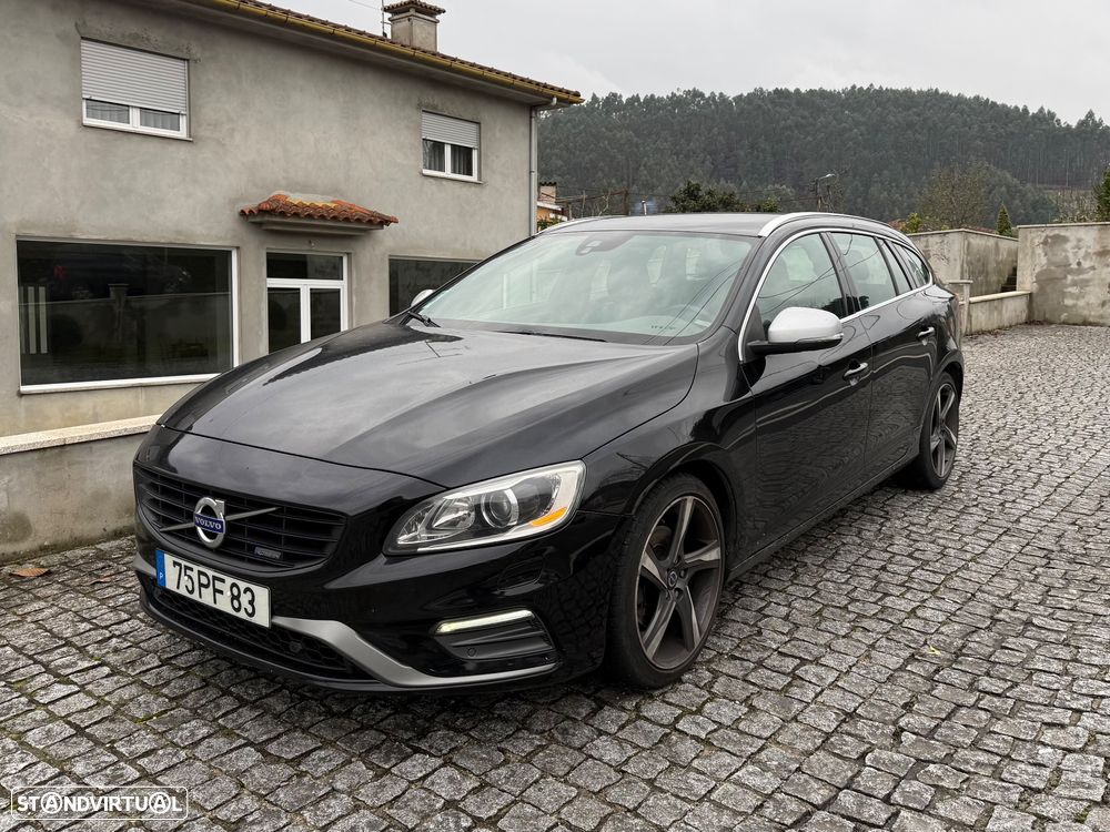 Volvo V60 2.0 D4 R-Design - 1