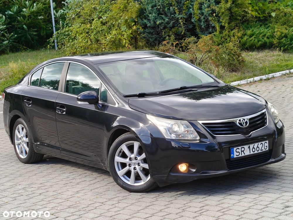 Toyota Avensis 2.0 D-4D Premium - 4