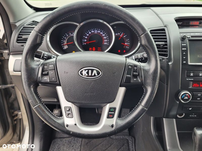 Kia Sorento - 22
