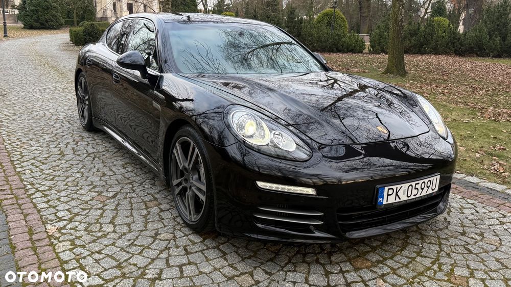 Porsche Panamera 4S - 14