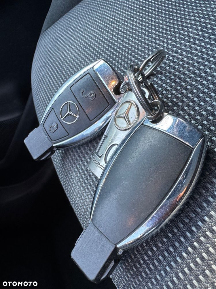 Mercedes-Benz Klasa B 180 CDI (BlueEFFICIENCY) 7G-DCT - 10