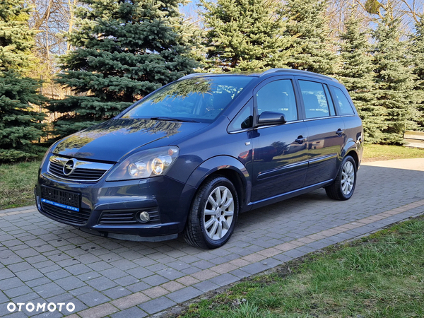 Opel Zafira 2.2 Cosmo