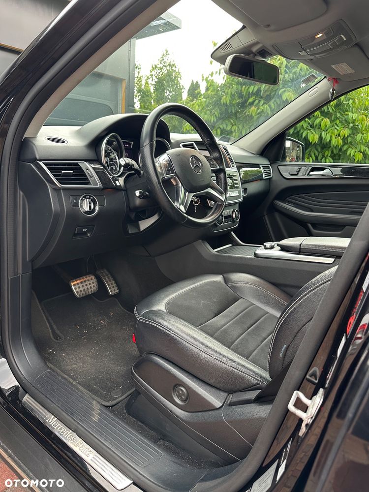 Mercedes-Benz ML - 2