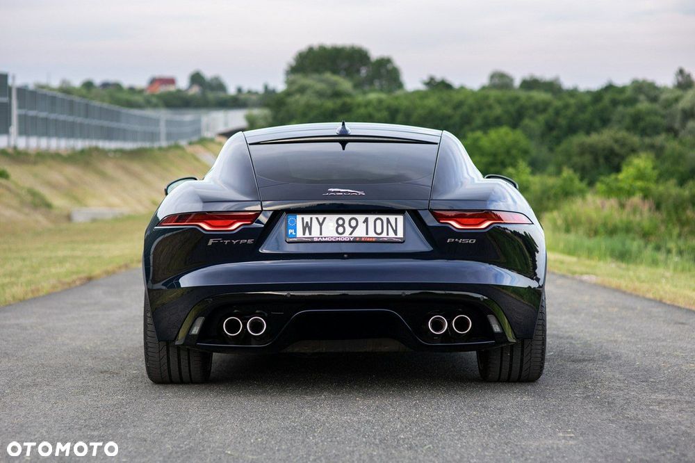 Jaguar F-Type - 18