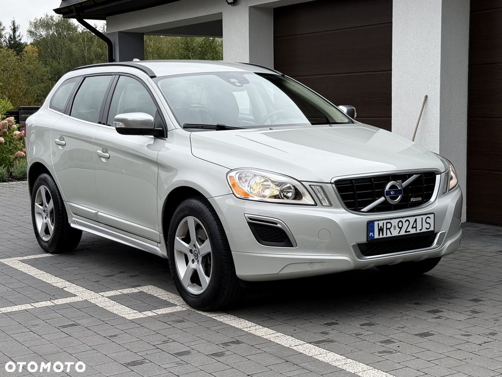 Volvo XC 60 DRIVe R Design - 11