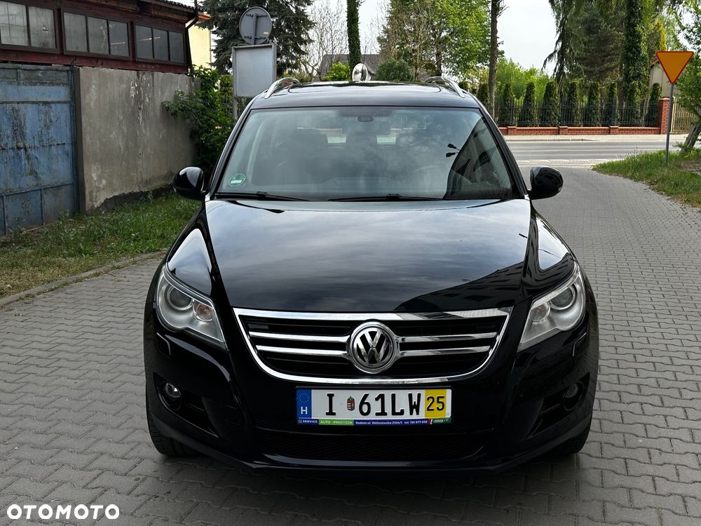 Volkswagen Tiguan 1.4 TSI BlueMotion Technology Exclusive - 2