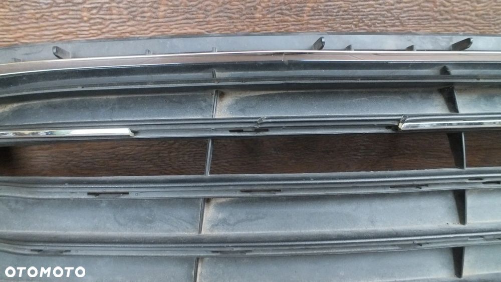 Atrapa zderzaka przedniego Ford Ka + - 3