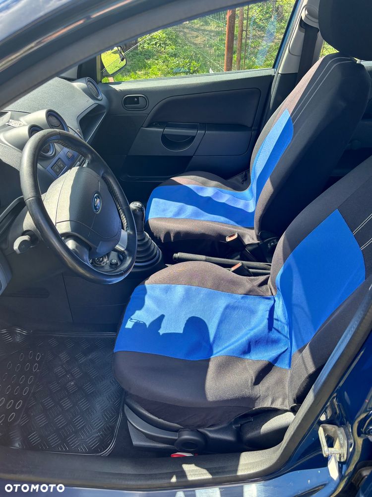 Ford Fiesta - 8