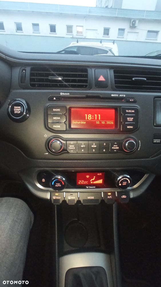 Kia Rio - 9