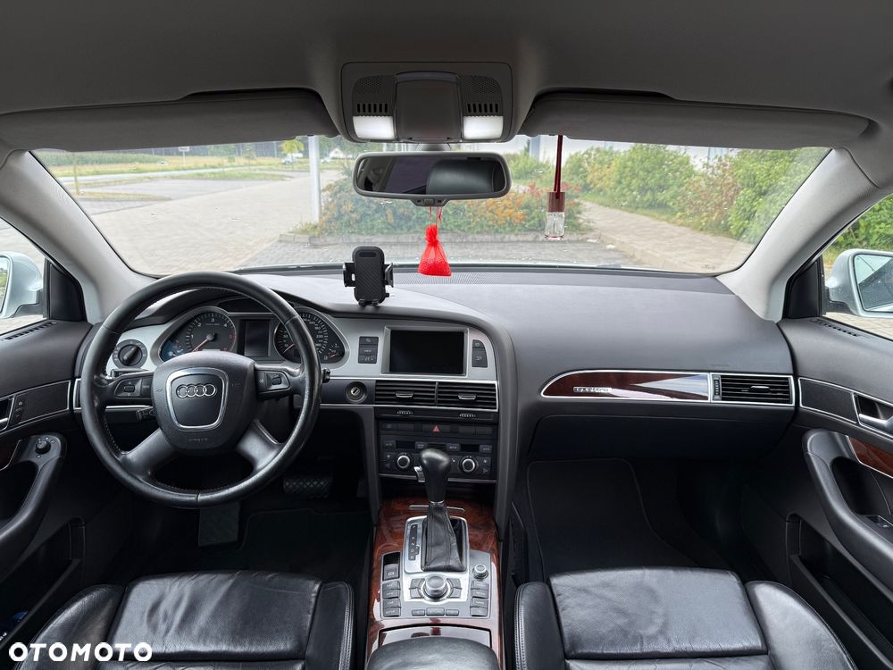 Audi A6 Avant - 14