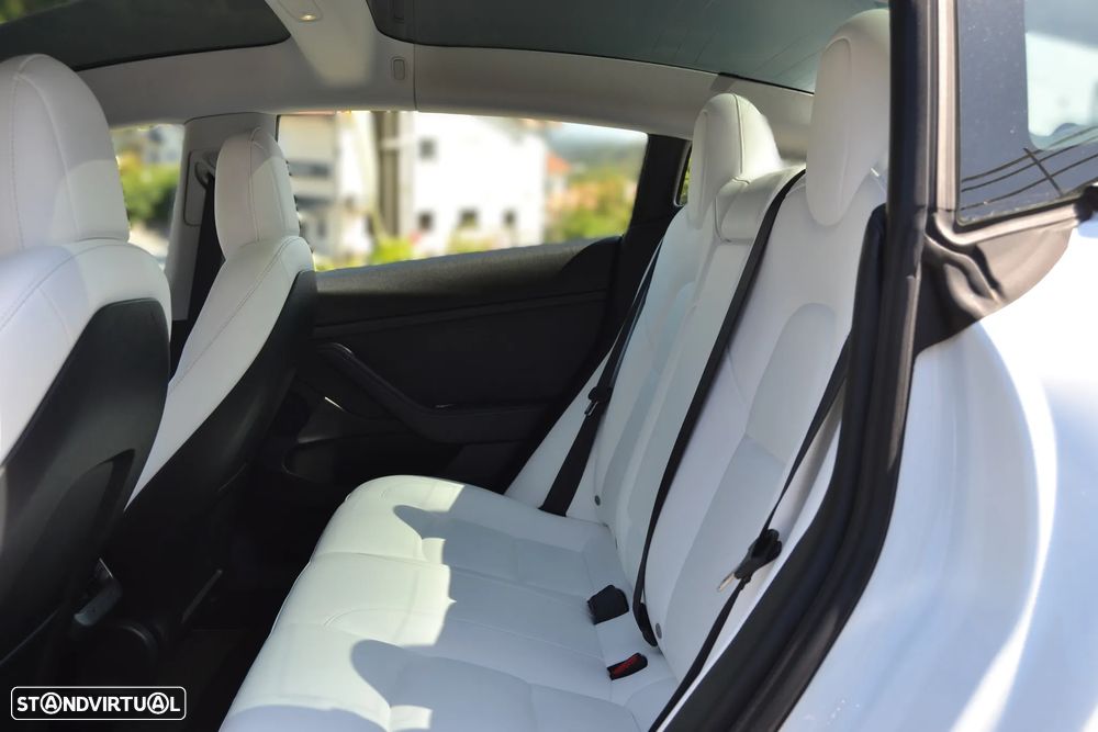 Tesla Model 3 Standard Range Plus RWD - 11