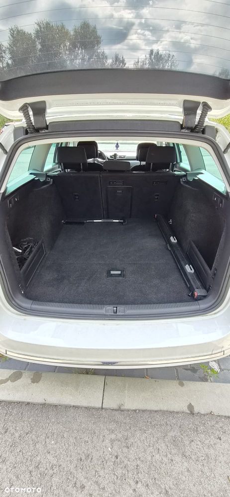 Volkswagen Passat 2.0 TDI Comfortline DSG - 14