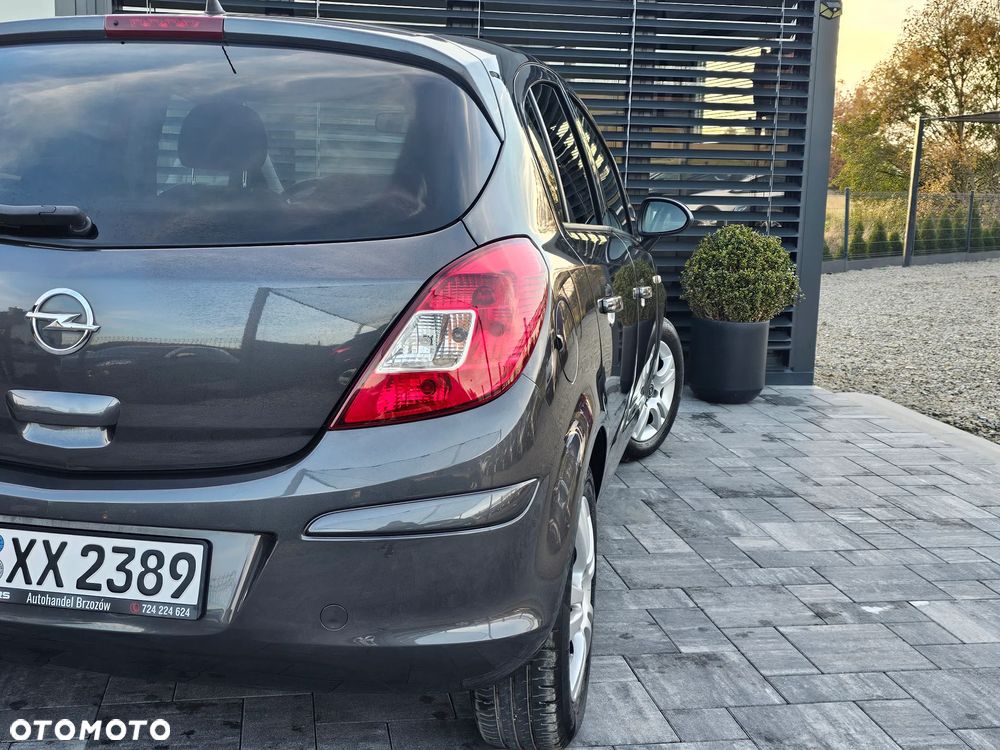 Opel Corsa 1.4 16V Edition - 21