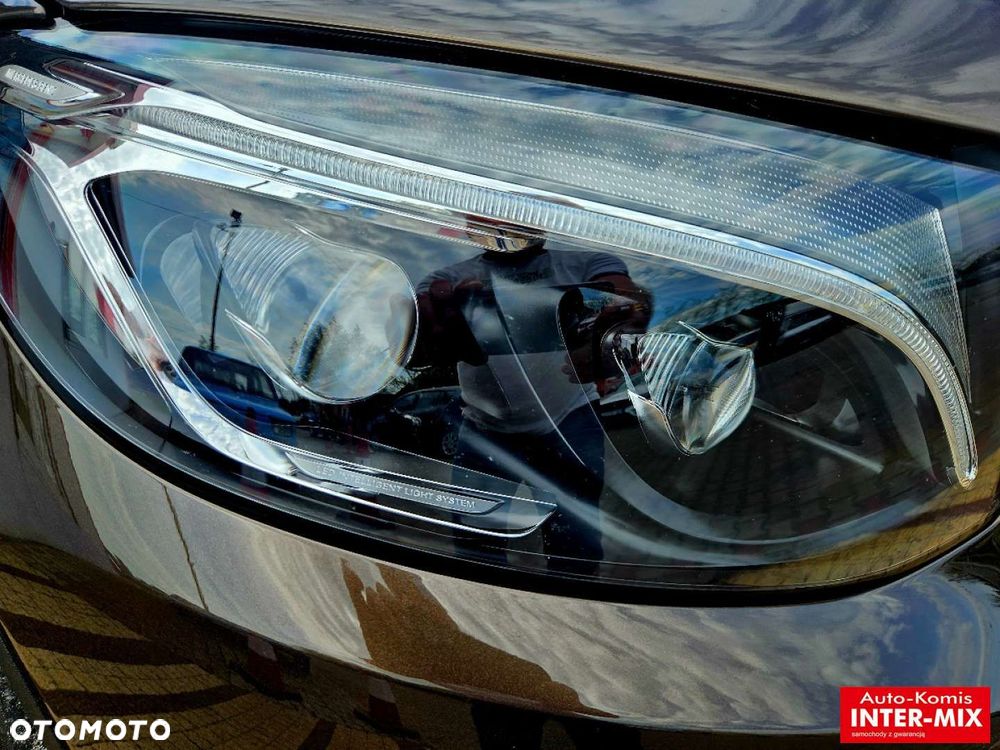 Mercedes-Benz GLC - 13